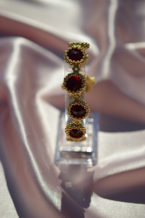 Bijuterii cu Cristale - Bratara cu Cristale - light siam