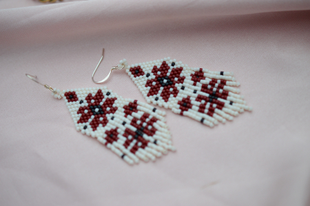 Cercei cu model traditional [1]