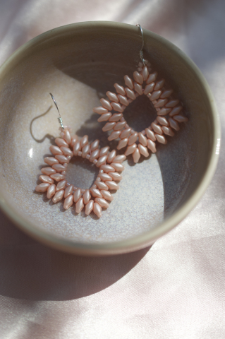 Cercei Peach Bloom [1]