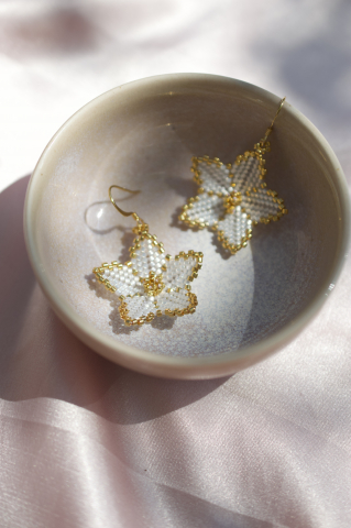 Cercei Pearl Petals [2]