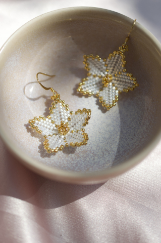 Cercei Pearl Petals [5]