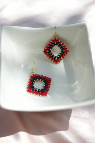 Cercei Statement - Cercei Red Obsidian