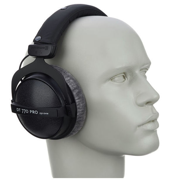 Beyerdynamic DT 770 Pro 250 Ohm [12]