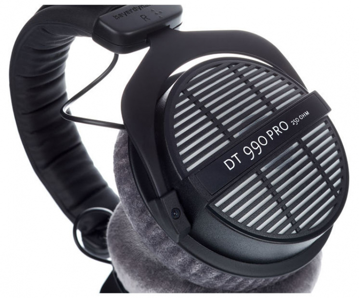 Beyerdynamic DT 990 Pro 250 Ohm [10]