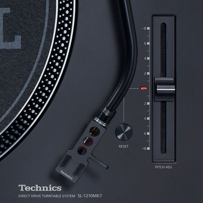 Technics SL-1210 MK7 Black [6]