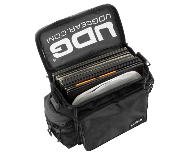 UDG Ultimate SlingBag Black Mk2 [2]