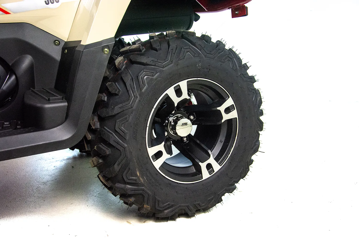 ATV Asix Challenger 300cc, roti 12 inch, 2+1 viteze, culoare crem/rosu, inregistrabil T3B [14]