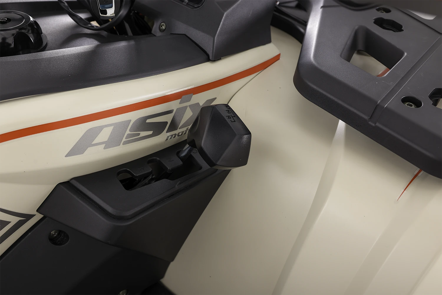 ATV Asix Challenger 250cc, roti 10 inch, 1+1 viteze, culoare crem/rosu [23]