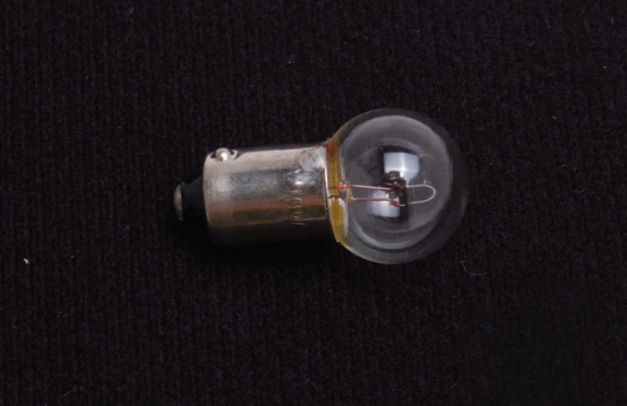 Bec 12V, 10W, G14 BA9S [2]