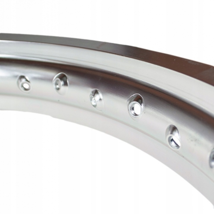Janta spate 18"X2,15, din aluminiu [4]