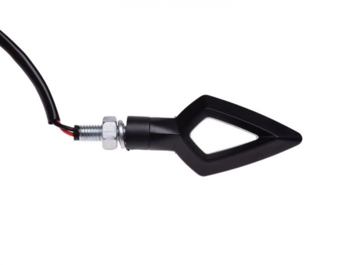 Set 2 lampi semnalizari LED, carcasa neagra, 12v 1W [3]