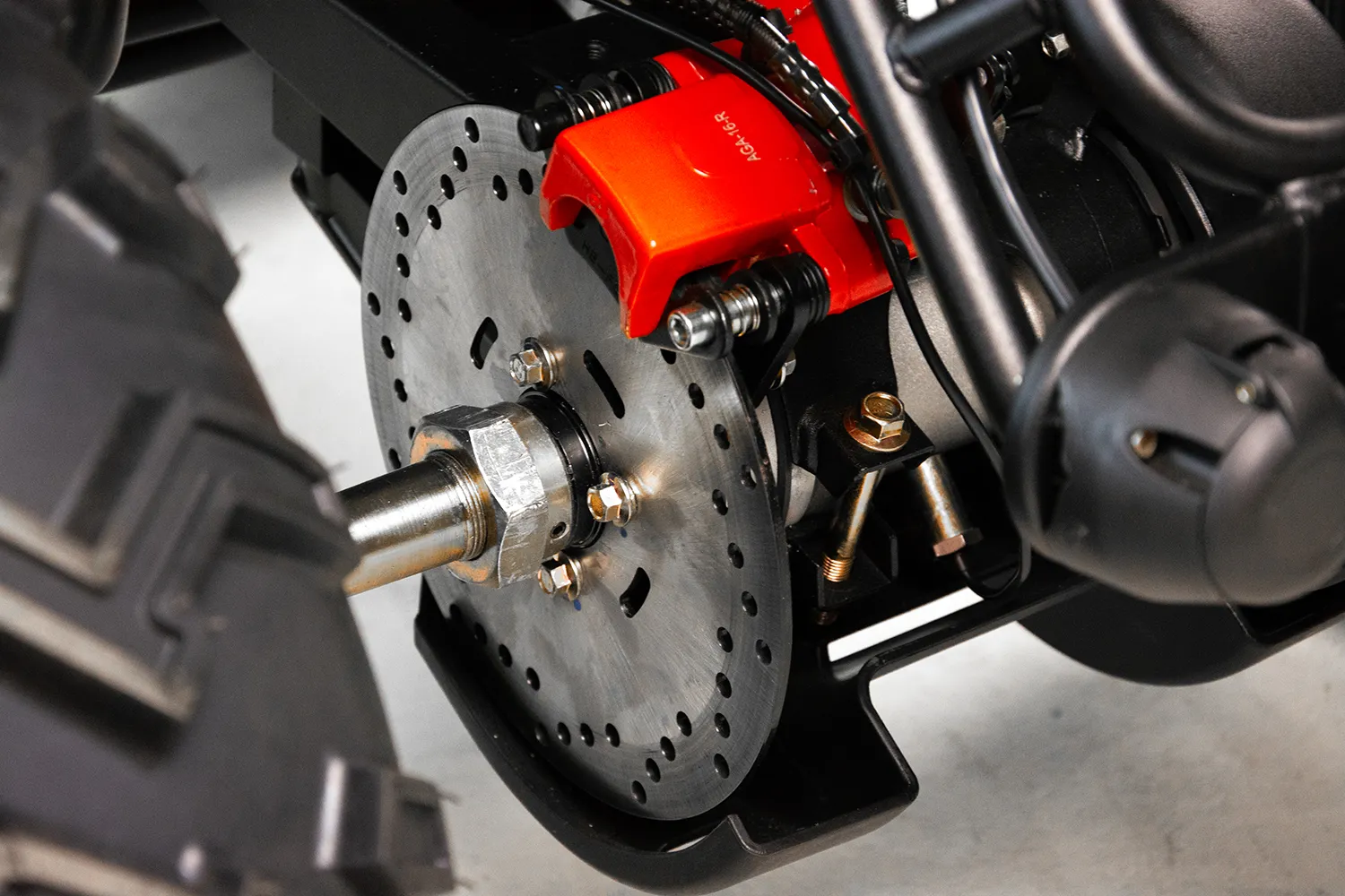 ATV Asix Magnum EEC 200cc, roti 10 inch, 1+1 viteze, cutie spate, inregistrabil T3B, culoare alb/portocaliu [13]