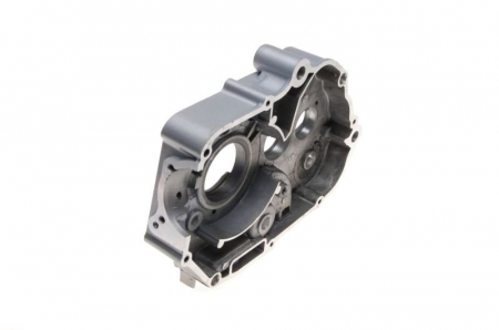 Suruburi si capace motor - Carter dreapta motor atv 110cc, 4T, 3 viteze si marsalier