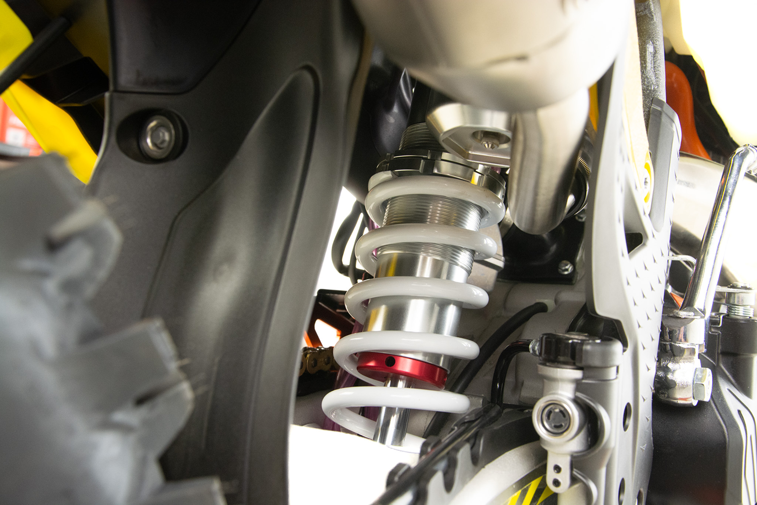 Motocicleta Cross/Enduro Asix XR99 2T, 250cc, roti 21/18", pornire electric, racire apa, culoare alb/rosu [8]