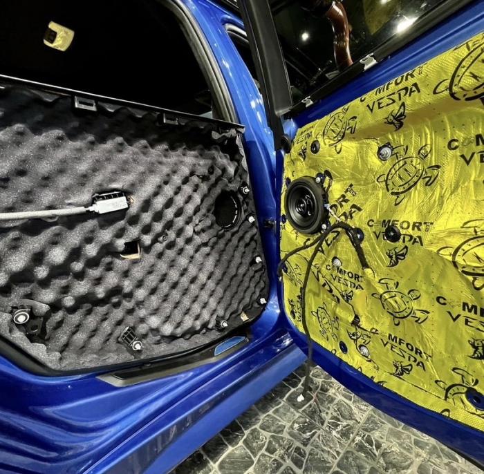 Insonorizant Vibro Comfort Mat VESPA (2.5 mm) Pachet 10 coli [3]