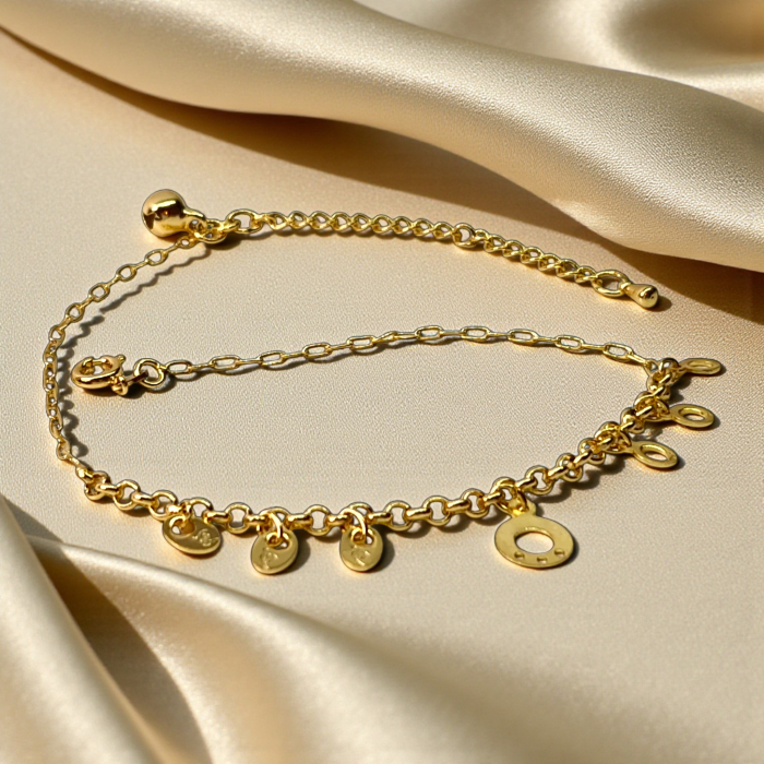 Brățară de picior placată cu aur Keira cu pandantive delicate [2]