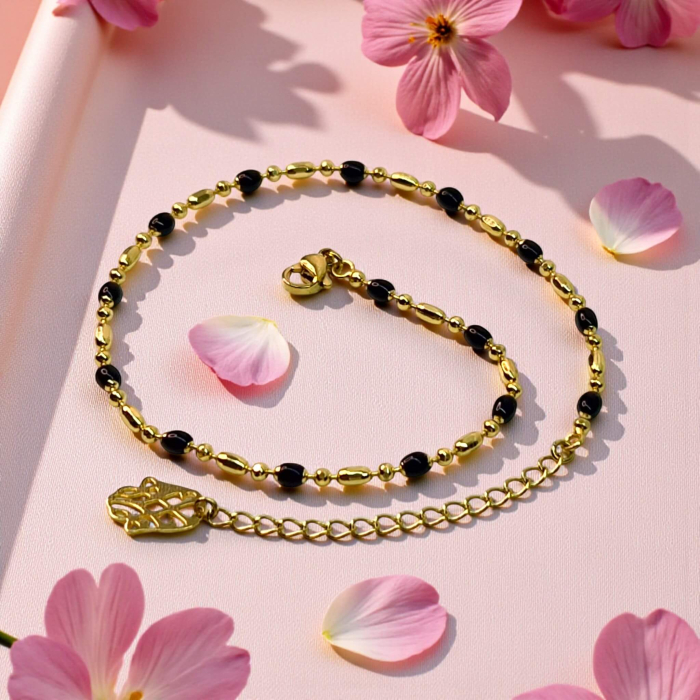 Brățară de picior Mia placată cu aur cu hematit și pandantiv Hamsa – MyBijoux [4]