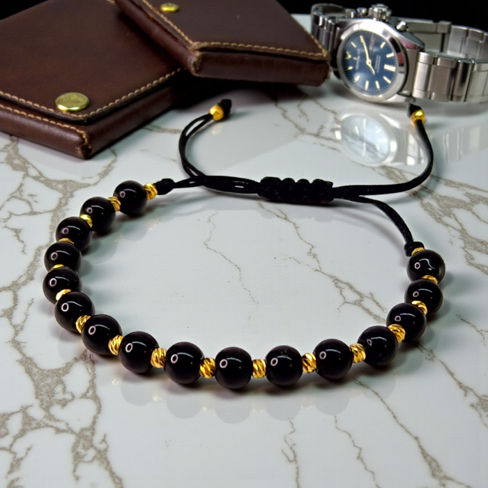 Bratara cu cristale de onix rotunde si bilute placate cu aur de 14k [2]