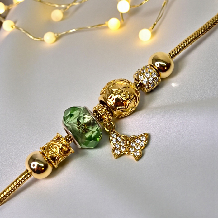 Brățară Caroline placată cu aur cu mărgea verde și charm fluture [6]