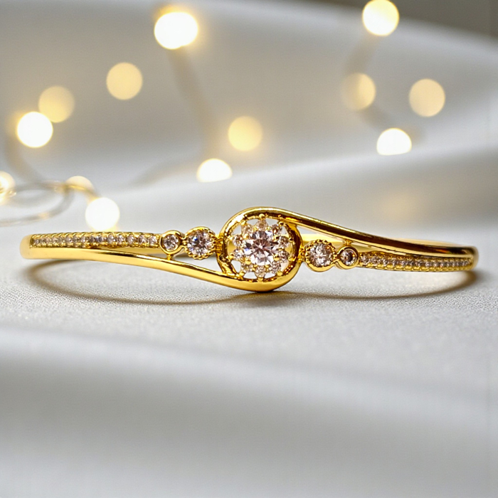 Brățară Emily placată cu aur cu centru pavé și zirconii clare [4]