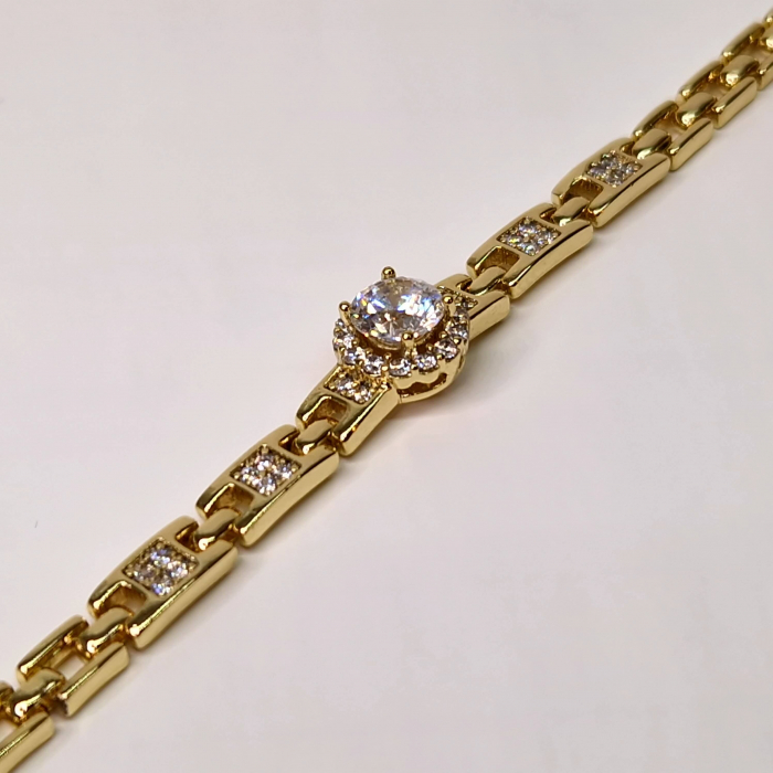 Bratara cu cristal alb central placata cu aur de 18k si zirconii albe [3]