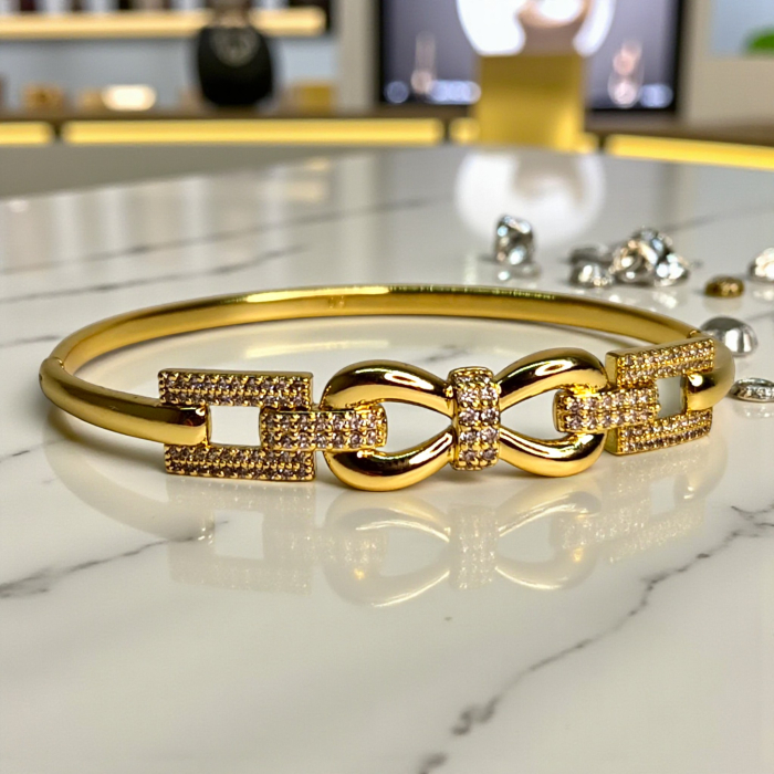 Brățară placată cu aur Karina cu nod elegant și zirconii [4]