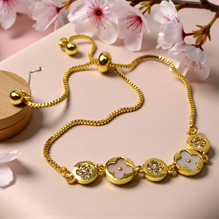 Brățară Teodora placata cu aur cu motive florale albe și zirconii [5]