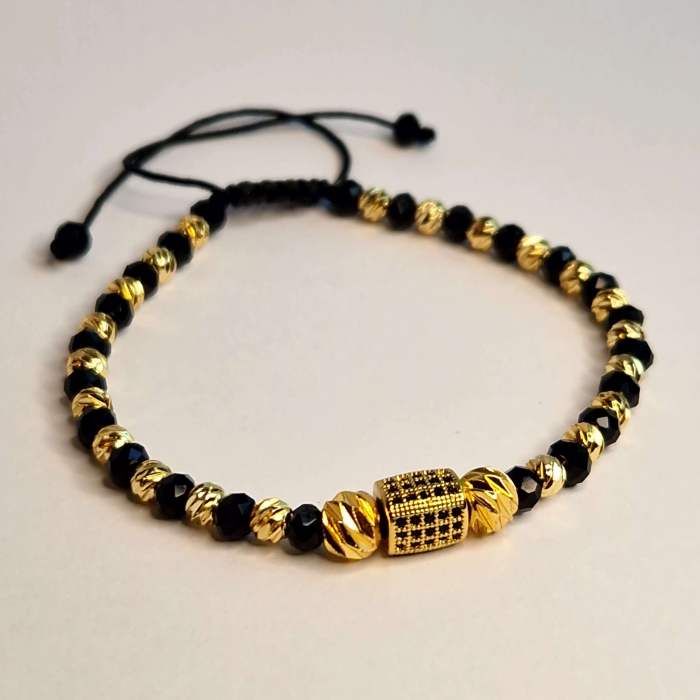 Brățară reglabilă Mark cu pietre din onix negru, bile inox aurii și element central cilindric placat cu aur 18K [3]