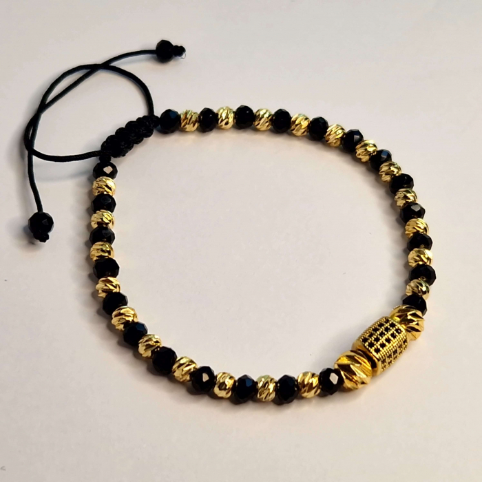 Brățară reglabilă Mark cu pietre din onix negru, bile inox aurii și element central cilindric placat cu aur 18K [4]
