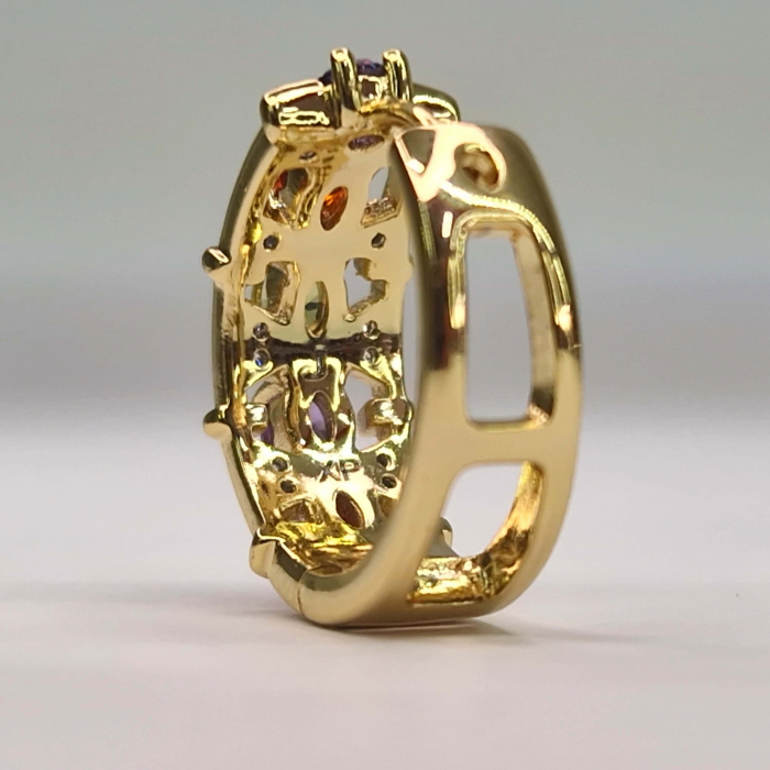 cercei rotunzi placati cu aur de 14k si incrustati cu cristale multicolore din zirconiu [7]