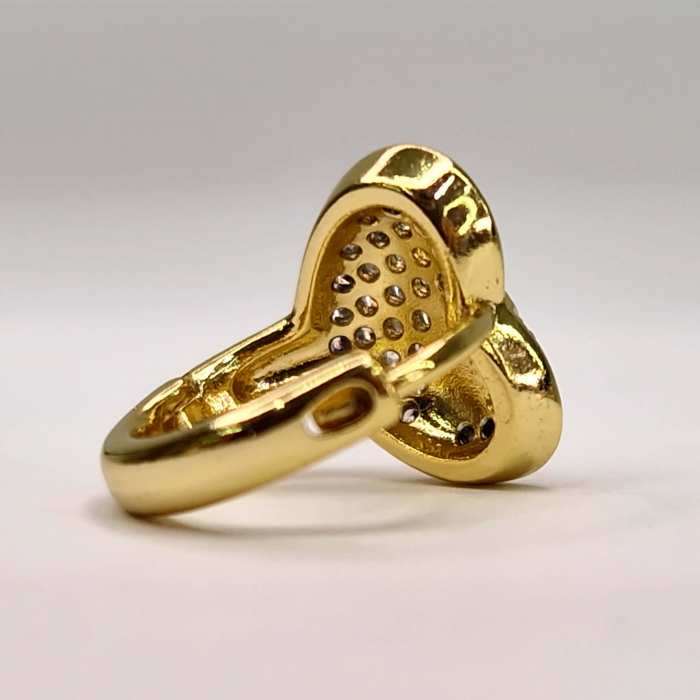 Cercei cu tortita in forma de inima placati cu aur de 14k si incrustati cu cristale albe zirconiu [6]