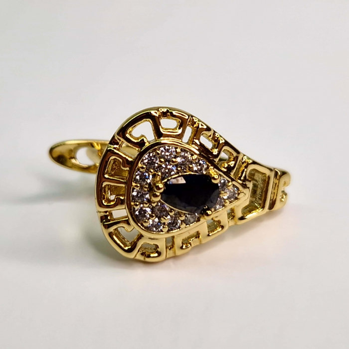 Cercei eleganti placati cu aur de 14k cu un cristal din onix negru si cristale albe zirconiu [4]