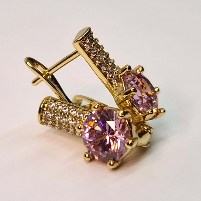 Cercei placati cu aur de 14k cu cristal roz central si cristale albe zirconiu [1]