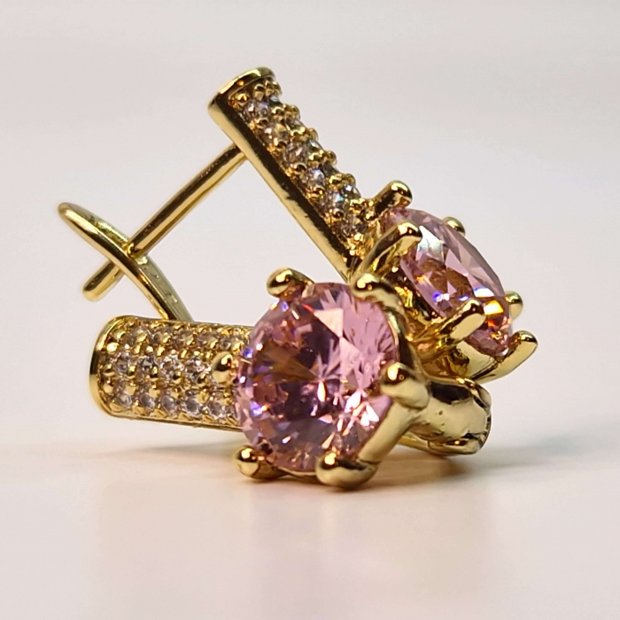 Cercei placati cu aur de 14k cu cristal roz central si cristale albe zirconiu [8]