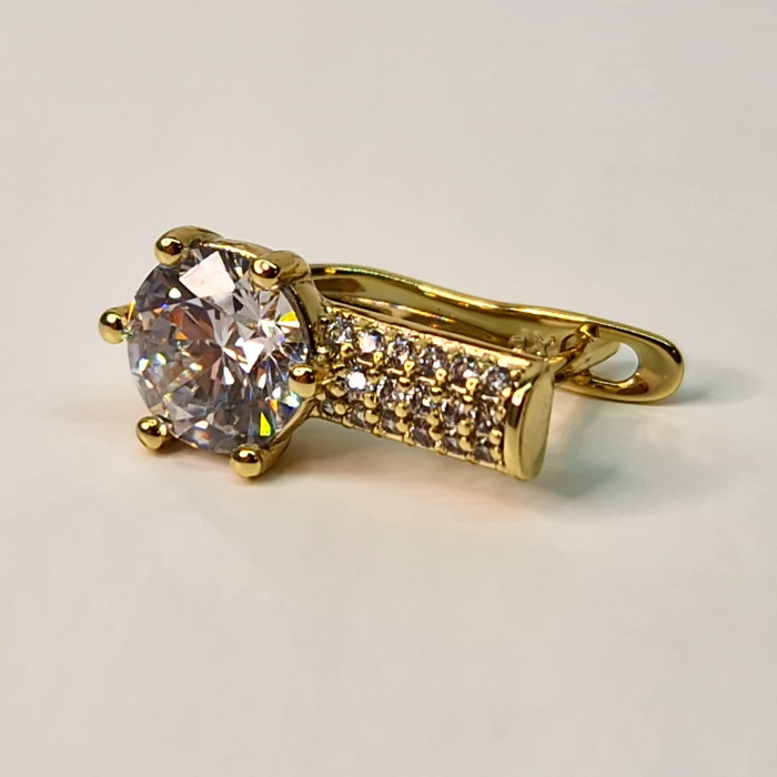 Cercei cu cristal alb si zirconii placati cu aur de 14k [7]