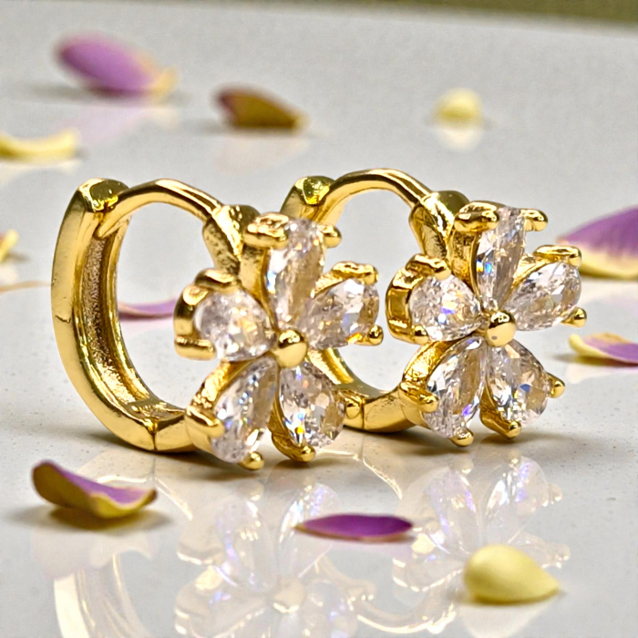 Cercei Antonia placați cu aur cu flori din zirconii clare [6]