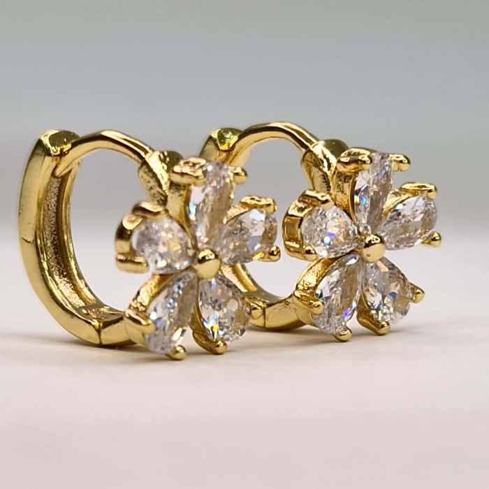Cercei in forma de floare placati cu aur de 14k si impodobiti cu cristale albe zirconiu [4]