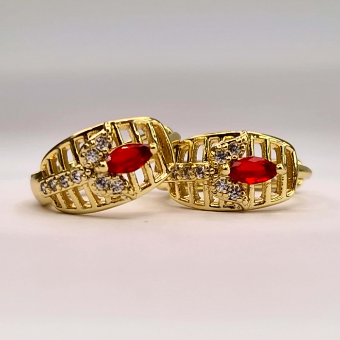 Cercei placati cu aur de 14k cu o floare in varf cu un cristal rosu si tulpina cu cristale albe zirconiu [2]