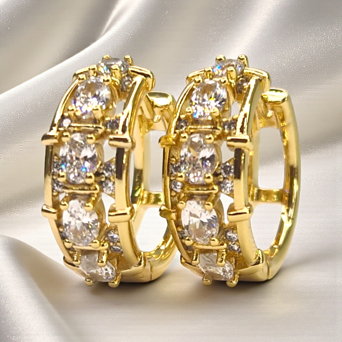 Cercei Ayanna placați cu aur cu zirconii mari strălucitoare [4]