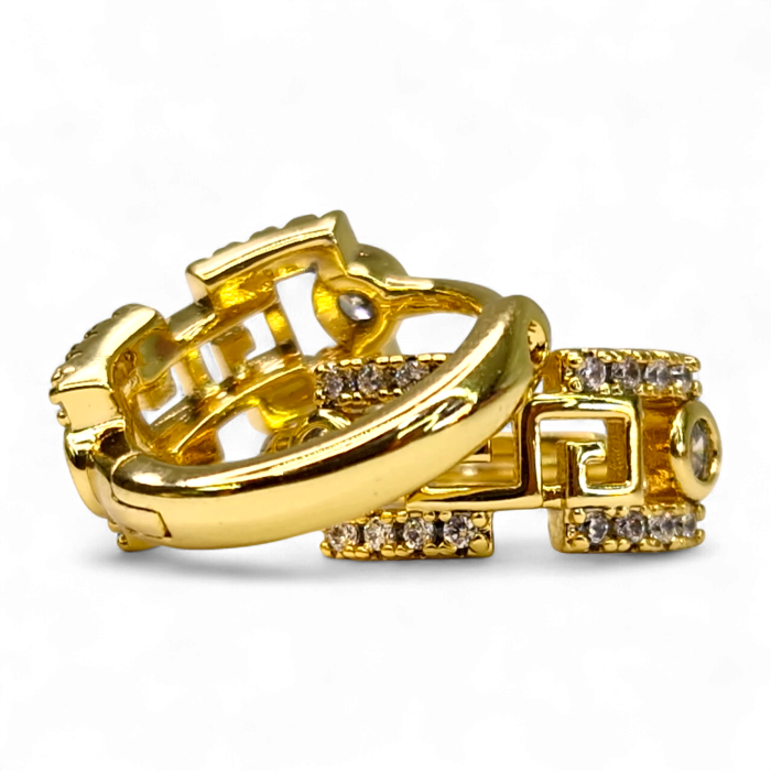 Cercei cu tortita Aylin placati cu aur de 14k si cristale albe zirconiu [9]