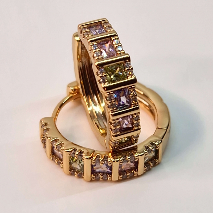 Cercei rotunzi placati cu aur roz de 18K si cristale zirconiu multicolore [1]