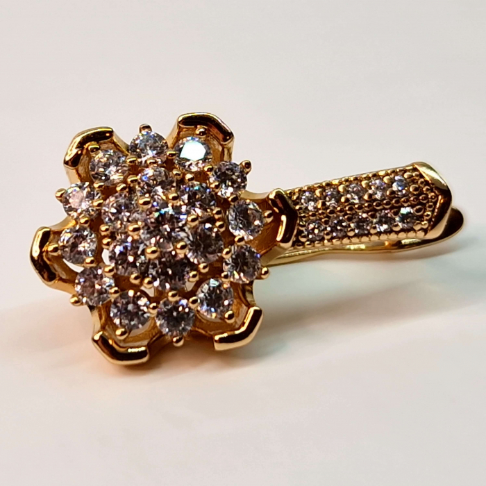 Cercei placati cu aur de 18k cu cristale albe zirconiu in forma de floare [2]