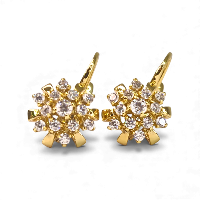 Cercei cu tortita eleganti incrustati cu cristale albe din zirconiu si placati cu aur de 14k [3]