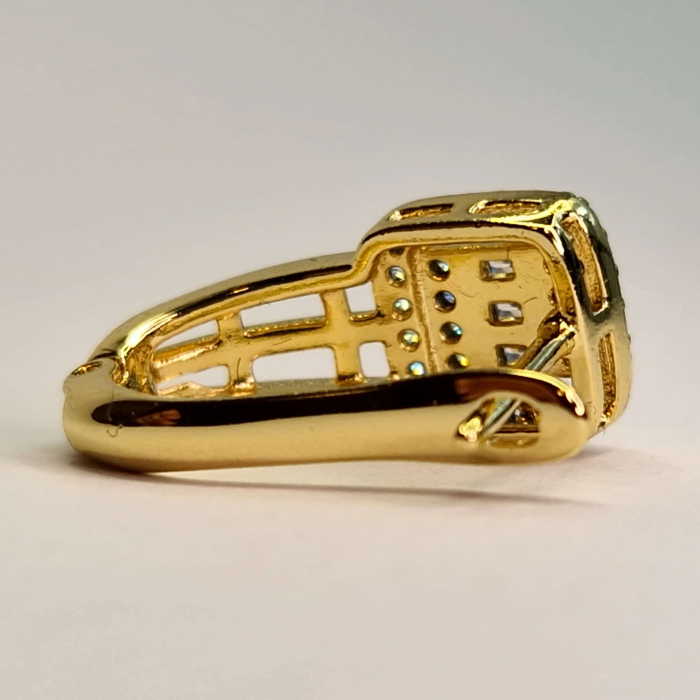 Cercei Denisa placați cu aur 18K, model cu tortiță și design geometric decorat cu cristale zirconiu strălucitoare [5]