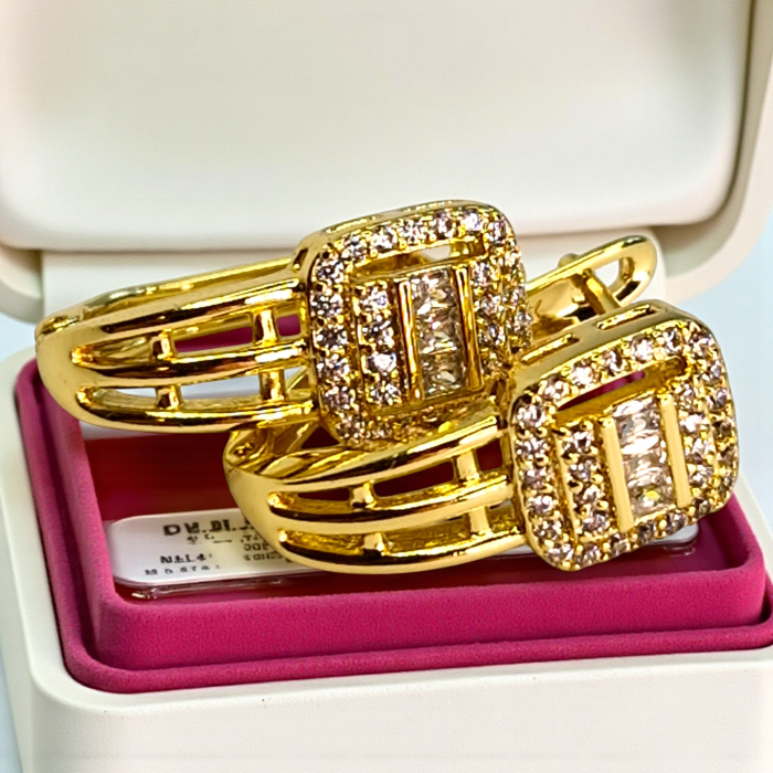 Cercei placați cu aur Denisa cu design pătrat și cristale fine [9]