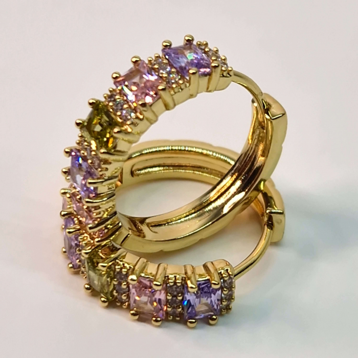 Cercei rotunzi placati cu aur de 14k si cristale multicolore din zirconiu [3]