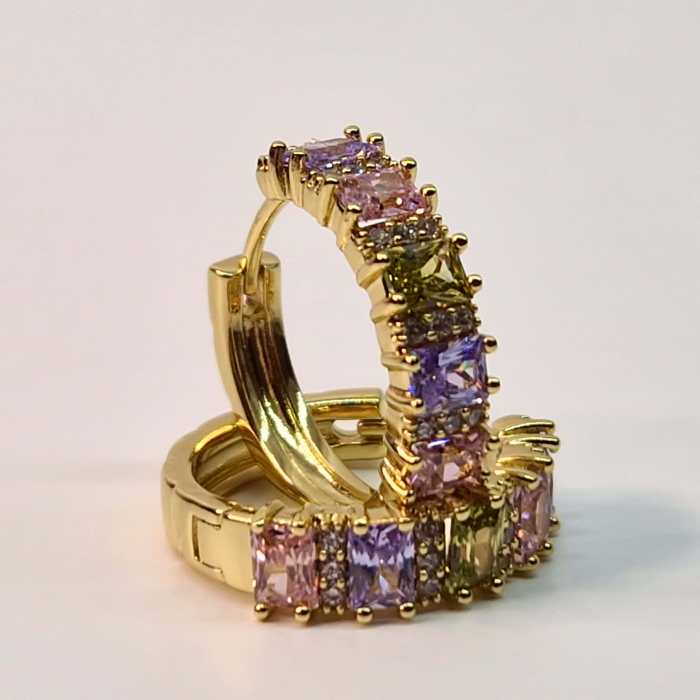Cercei rotunzi placati cu aur de 14k si cristale multicolore din zirconiu [4]