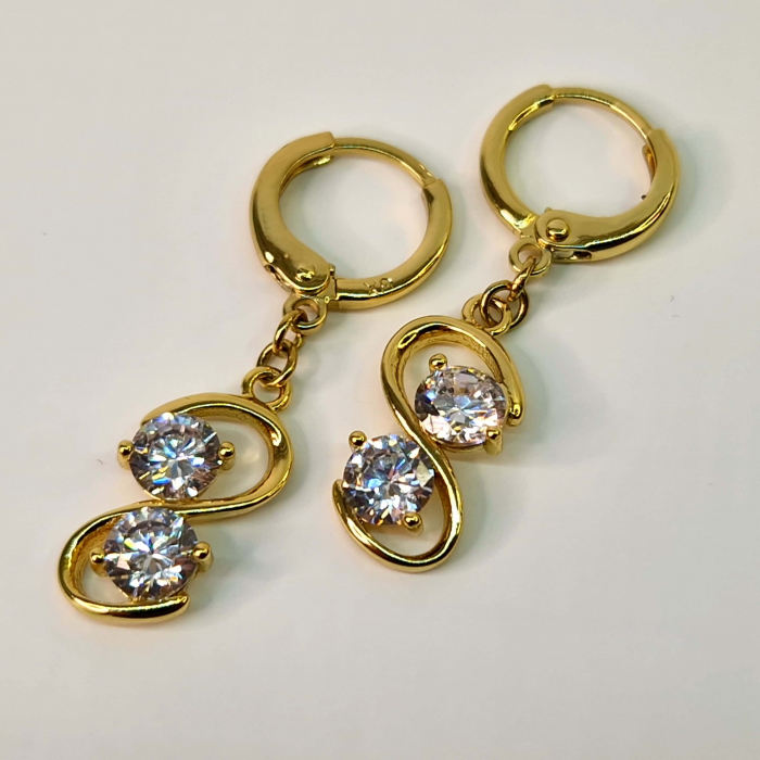 Descopera Cerceii Dorina - Cercei Placati cu Aur de 18K si Doua Cristale Albe din Zirconiu [5]