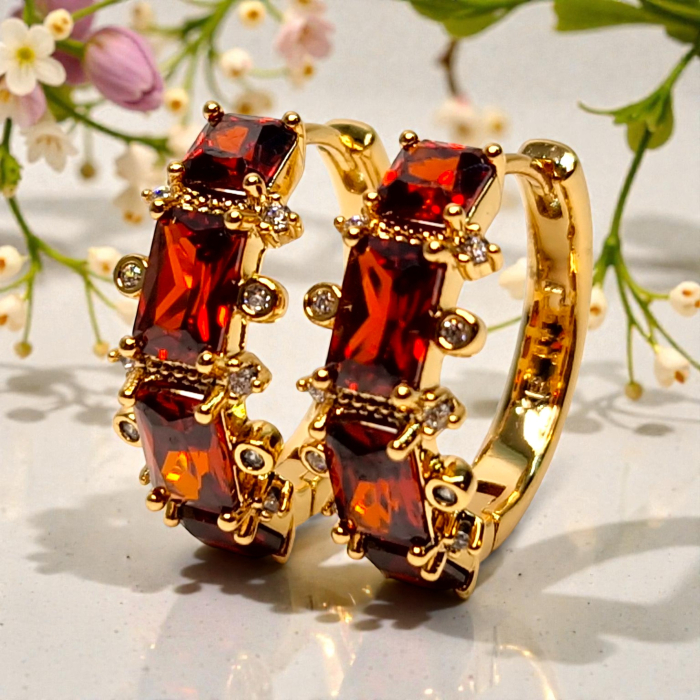 Cercei rotunzi placati cu aur de 18k cu cristale de culoarea chihlimbarului si zirconii albe [2]