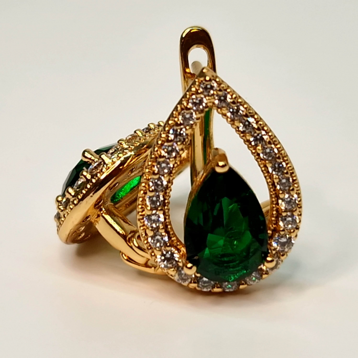 Cercei in forma de picatura cu cristal central verde inconjurat de zirconiu alb placat cu aur de 18k [2]